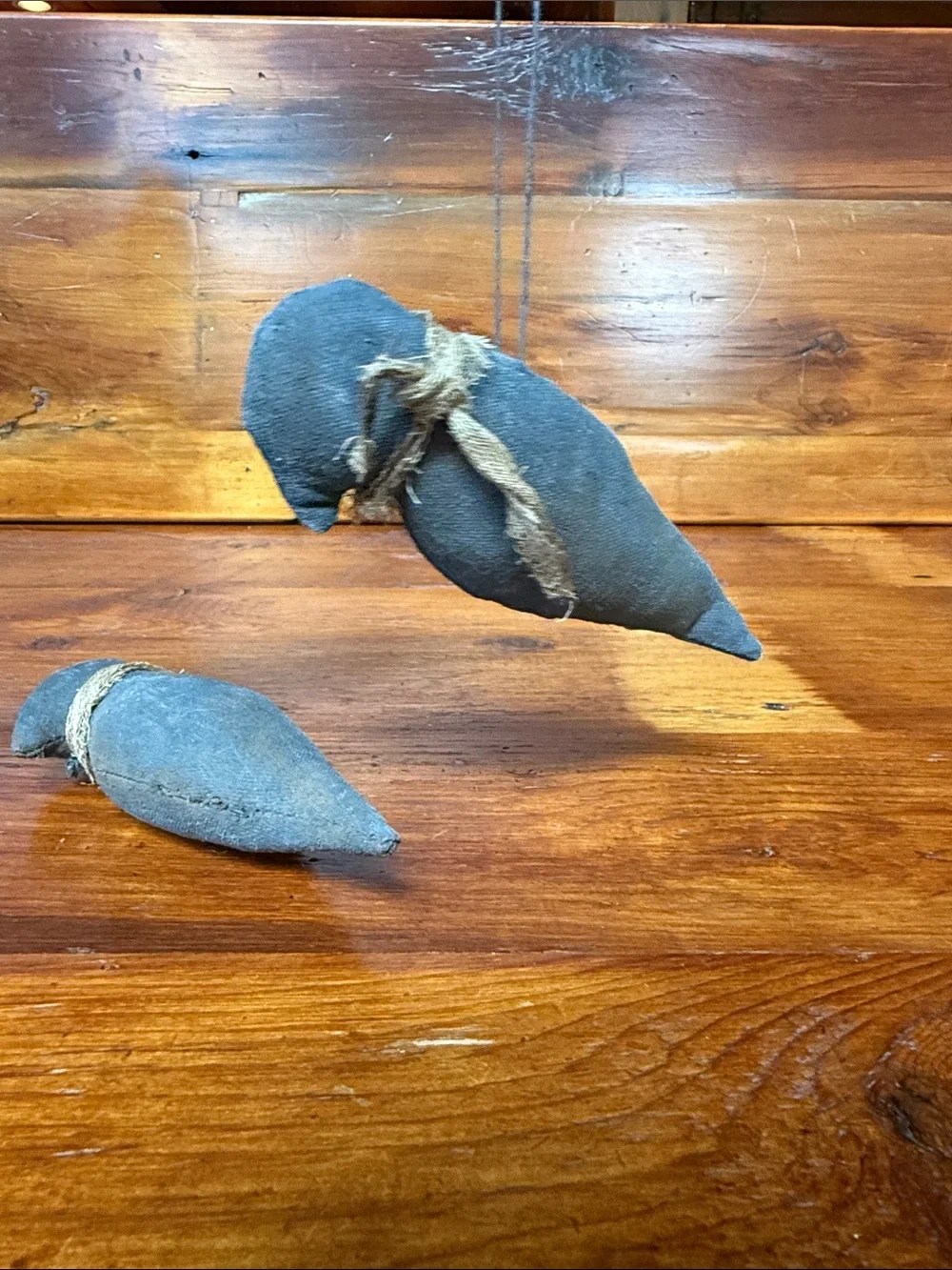 🐦‍⬛ Attempted Murder set of 2 Handcrafted Prim Crow Ornaments